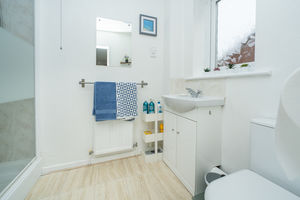 EN-SUITE- click for photo gallery